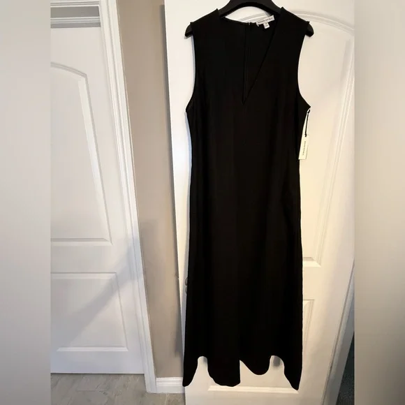 BANANA REPUBLIC Linen V-Neck Maxi Dress NWT - M - Picture 12 of 16